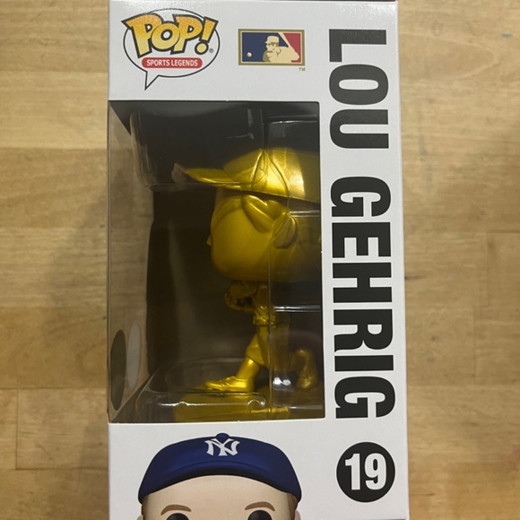 Lou Gehrig MLB Sports Legends Funko Pop #19 - CHASE Variant - Picture 2 of 6